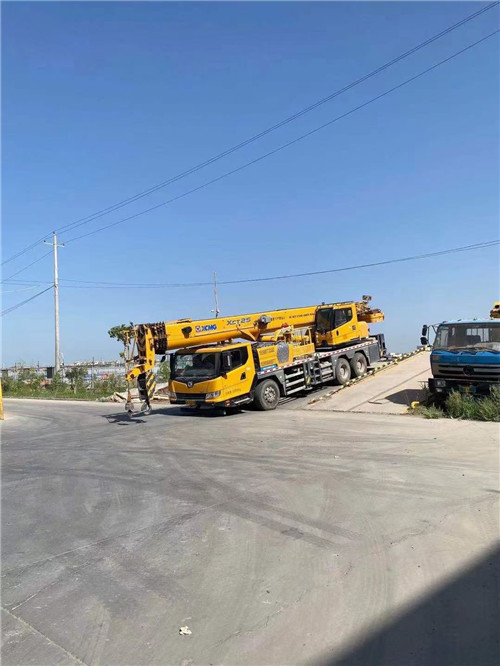 承德县吊车作业时，可能会产生哪些额外收费项目？