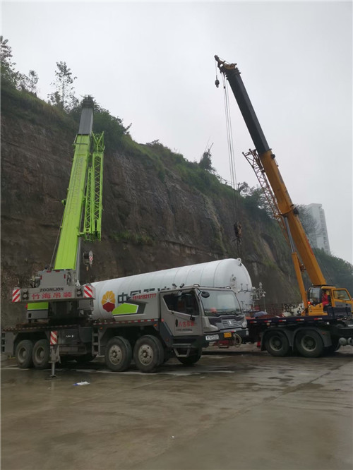 承德县“不怕风雨冻”—— 吊车的 “恶劣环境适应” 技术